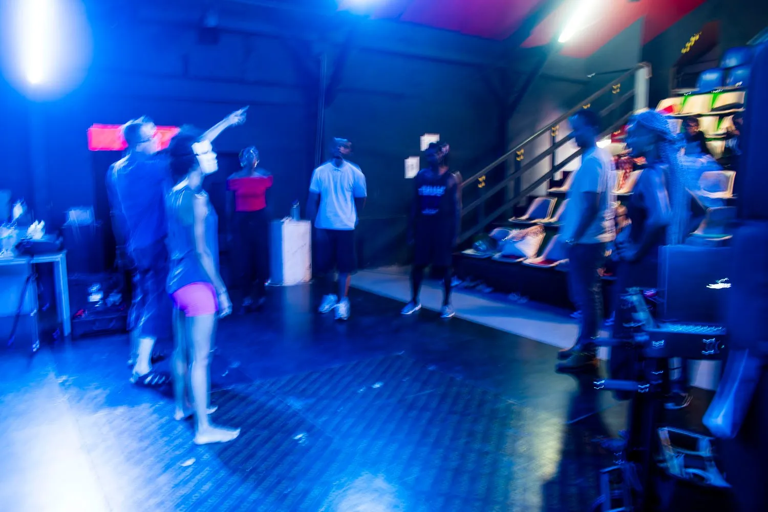 Échauffement pendant la MoCap Week au Théâtre Le TOM